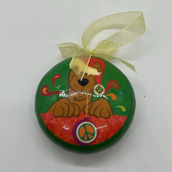Vintage Green/Red Scooby Doo Christmas Ornament - Picture 2 of 6